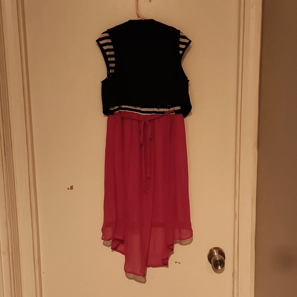 Girls Dress with removable jacket. - Picture 2 of 6
